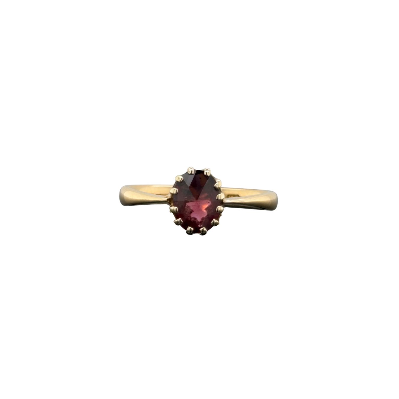 Pre-Owned Yellow gold & Garnet Solitaire Ring