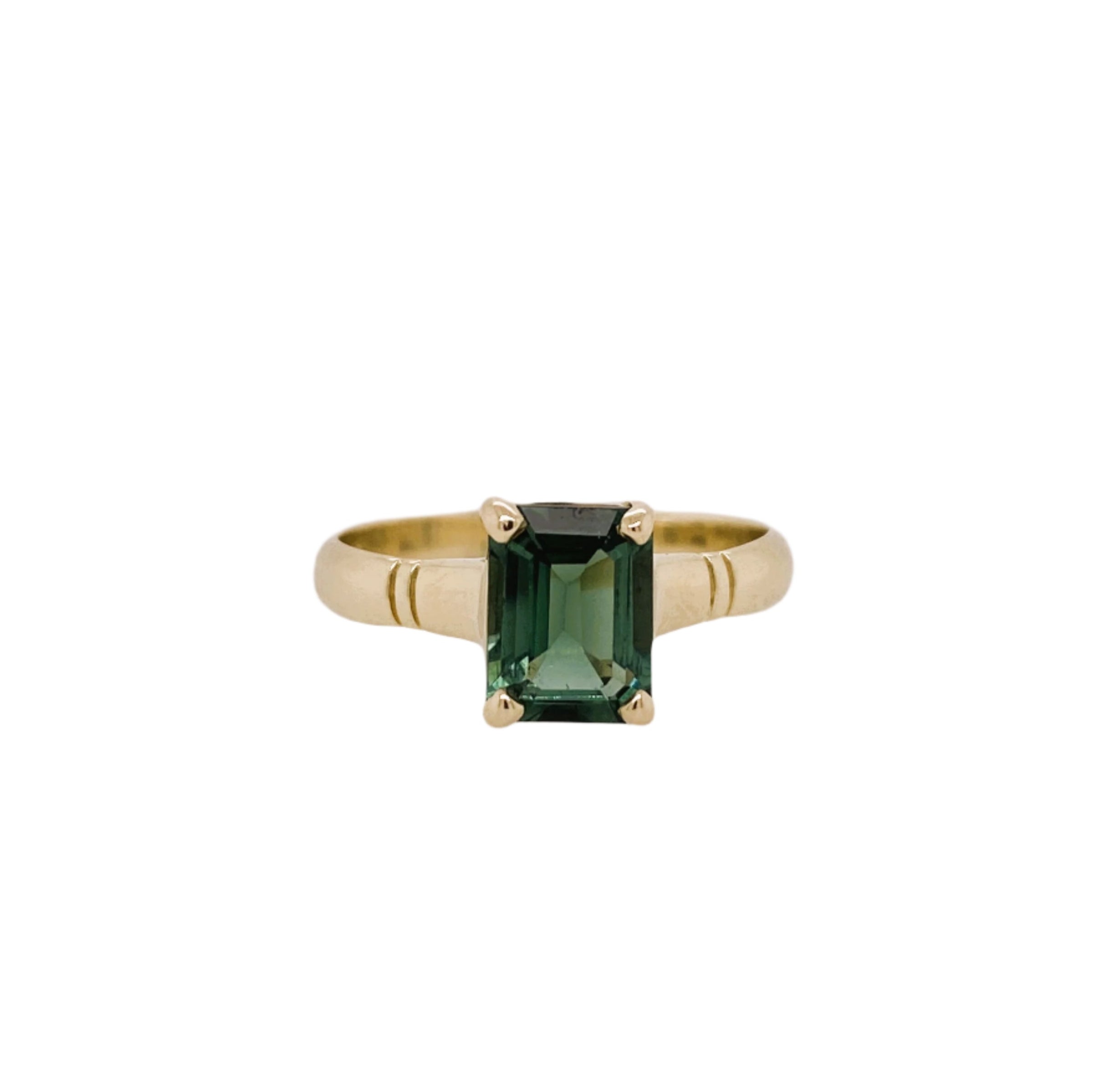 9ct Yellow Gold & Green Tourmaline Ring